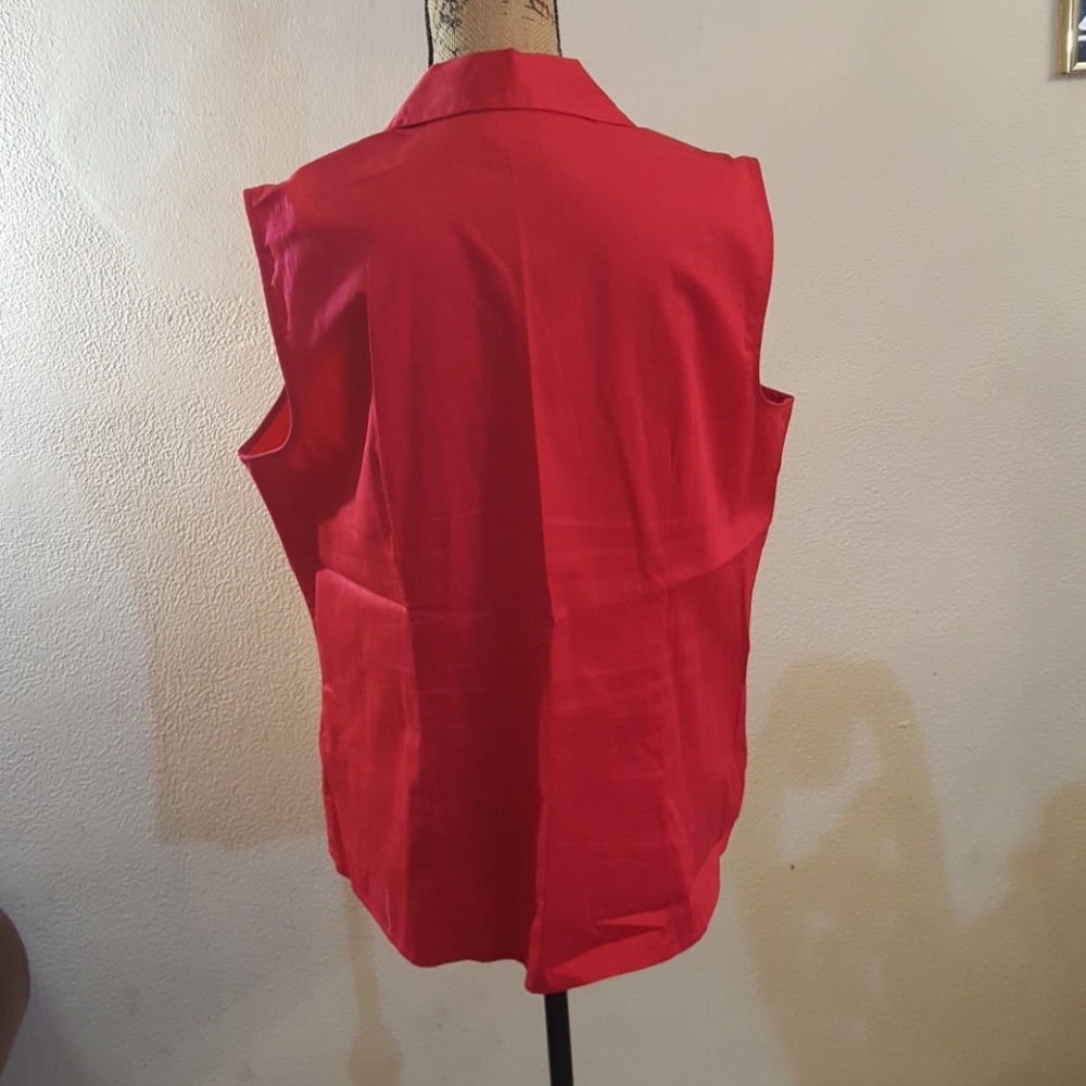 Button down stretch blouse. - Picture 4 of 4